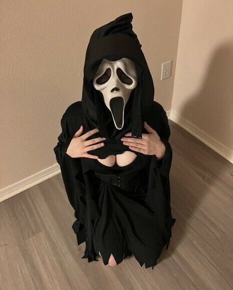 Waluiguigui naked pornstar photo