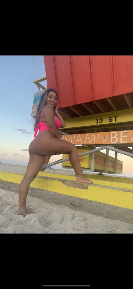 Shedidwhatttttt model erotic archive