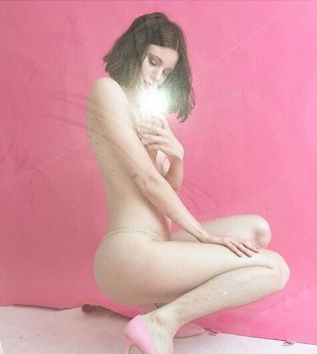 Arvida Bystrom hot star images