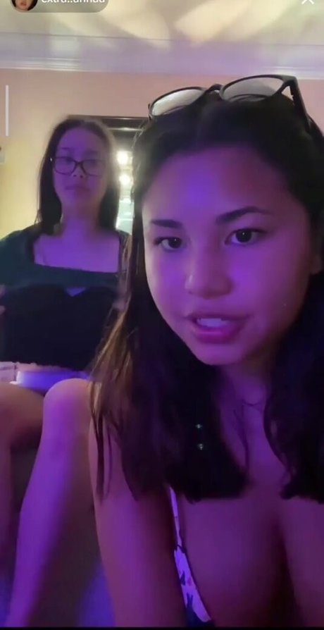 Live Stream Oops hd star image