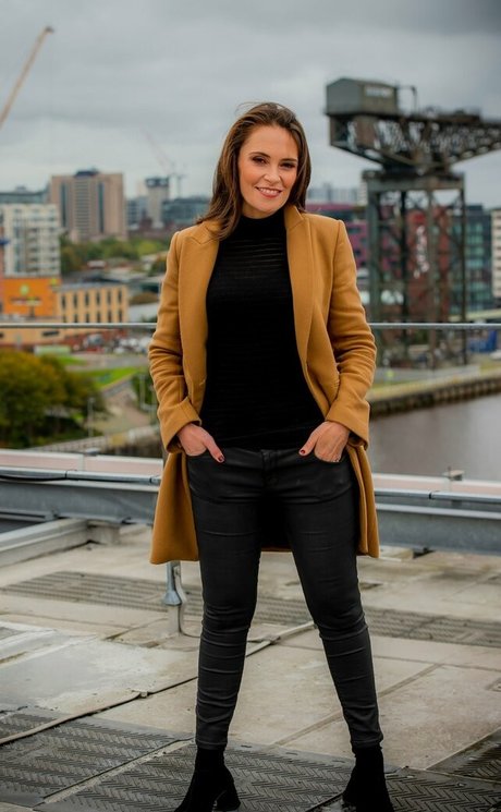 Laura Miller top star images