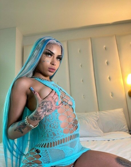 curvy muscle onlyfans hot porn pic