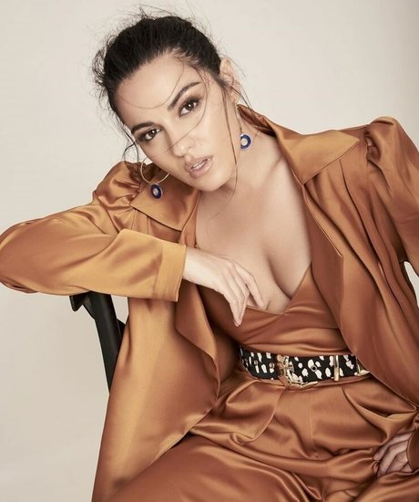 Maite Perroni model hd archive