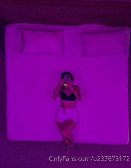 penelopexc beautiful model picture