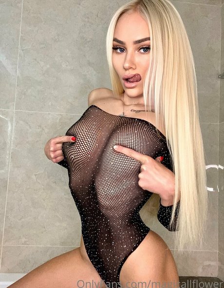 magicallflower nude model pic