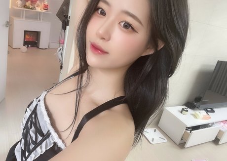 asian solo onlyfans art porn image