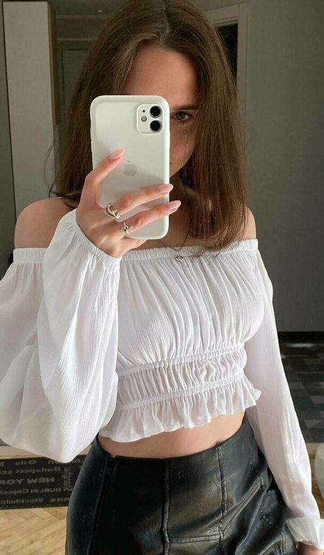 sonya me model erotic galleries