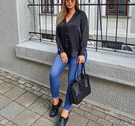 Vesna Justwoman42 pornographic star pic