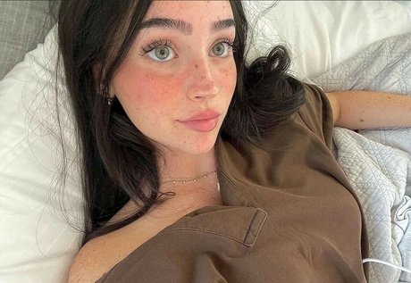 Rae Cambra pornstar adult photo