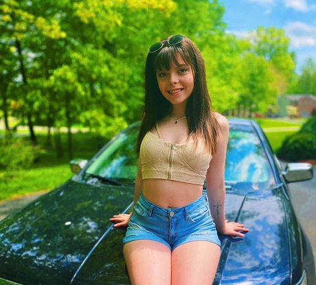 Tabitha Whitaker pornstar nude picture