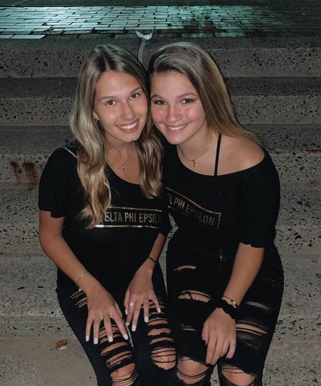 Sierra Bate model sexy images