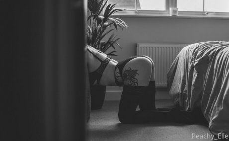 ellehart free model hot picture