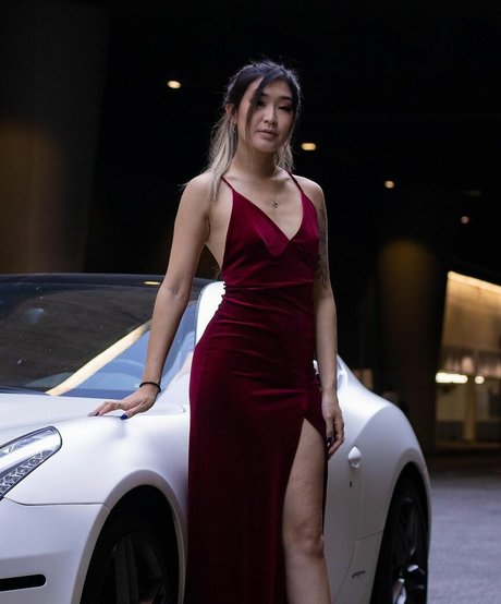 Samantha Tan top star pics