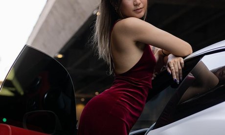 Samantha Tan hot actress archive