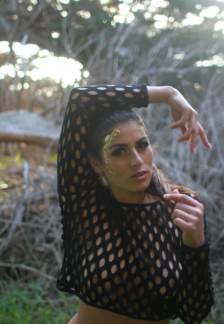 Chelsea Mcgehee sexy actress images