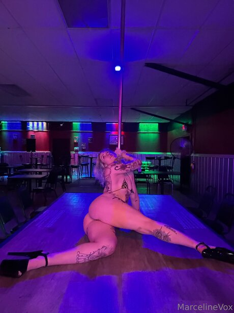 blonde shemale onlyfans hd pic