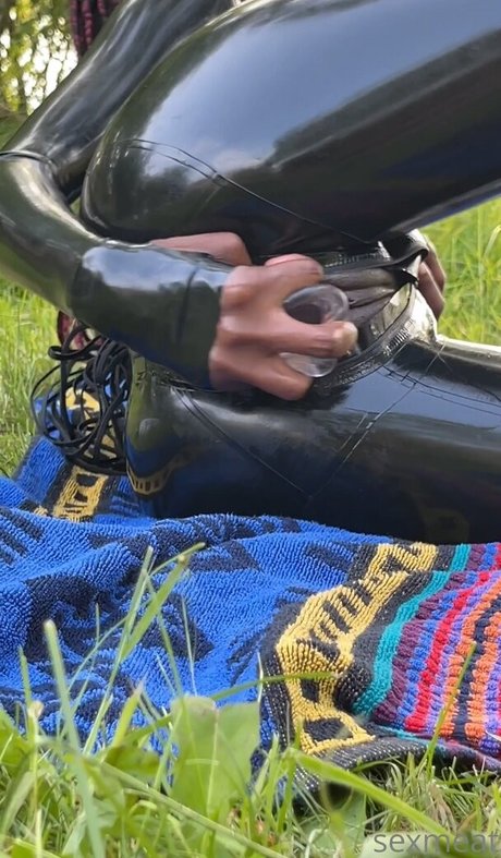 Sexmeat star hot photos