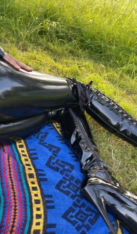 Sexmeat pornstar hd img