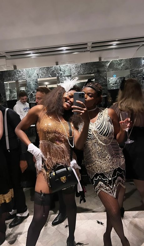 a desuwa__ hot actress pictures