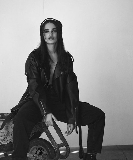 Youval Elishakov hot pornstar images