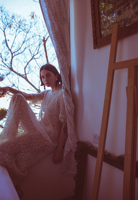 Yali Hoizzner sexy pornstar pics