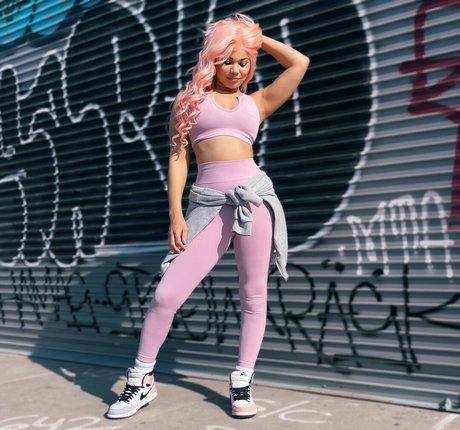 arab curvy onlyfans hot photos