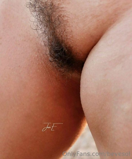 Evelyn Solano star sex image