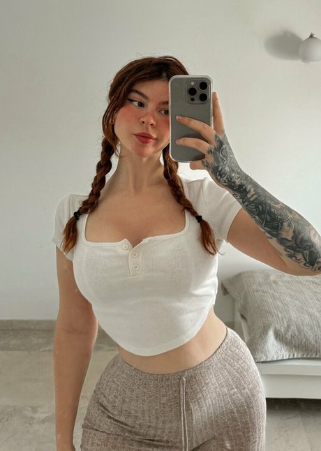 popular onlyfans nudes photos