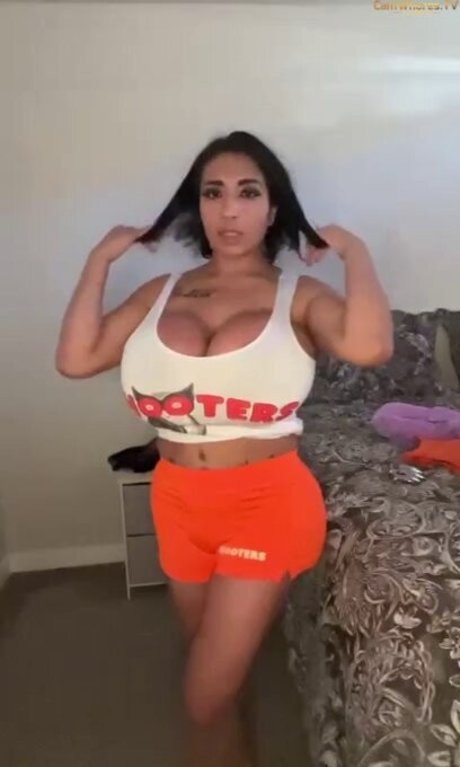 Mariza Lamb exclusive star picture