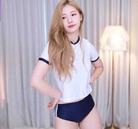 sara44244 pornographic actress image