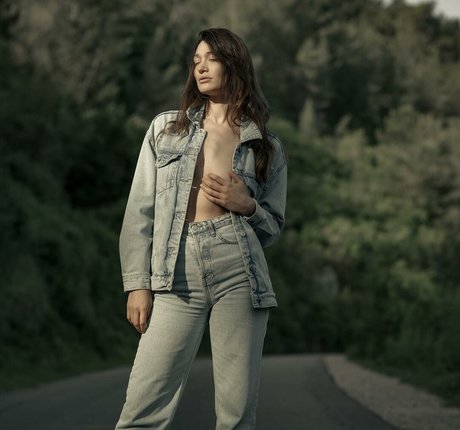 Shira Aizner free star pictures