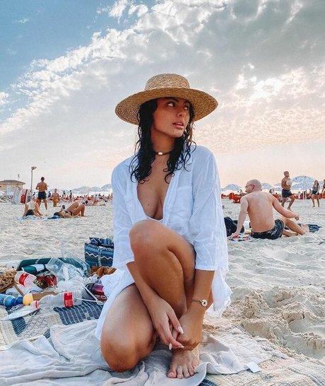 Ofir Korsia nudes actress photos