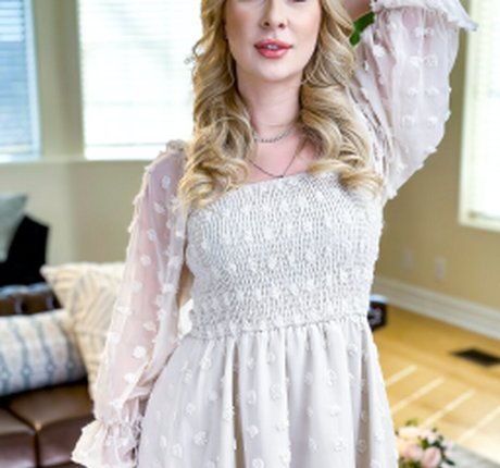 Sydney Paige pornstar photo