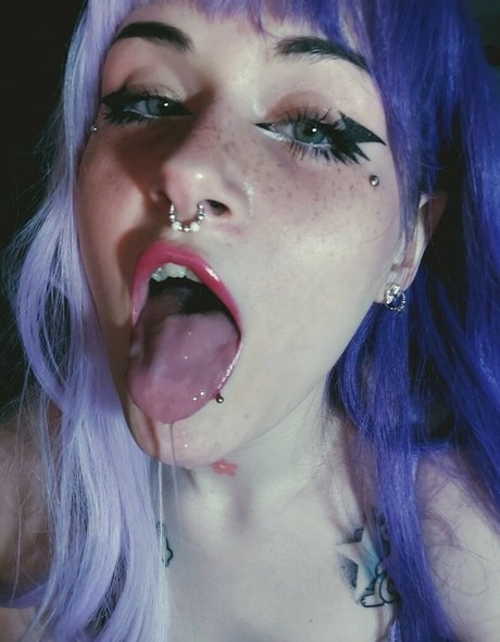 Candy symphony model erotic pictures