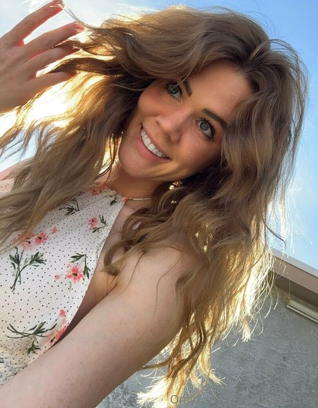 Swjaylen star nude pictures