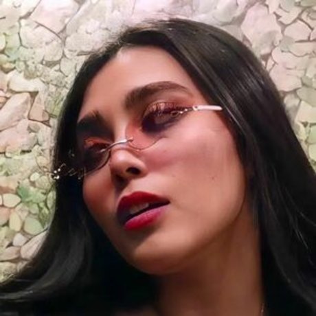 Jaqui Flores hd model pic