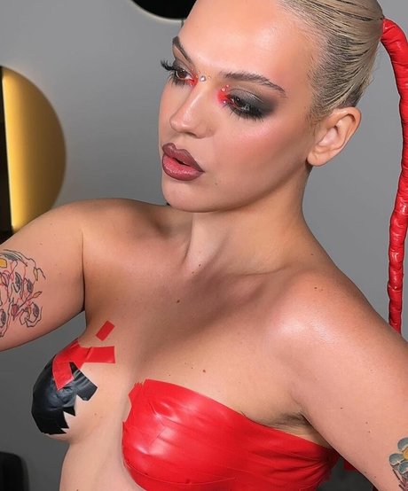 Marija P model nice img