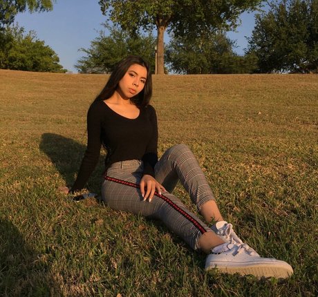 Fatima Guevara sex actress image