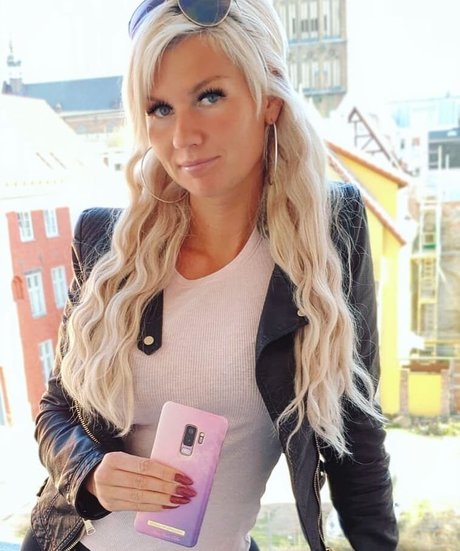 thick ass onlyfans adult pic