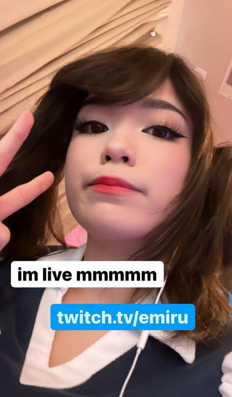 Emiru hot pornstar pictures