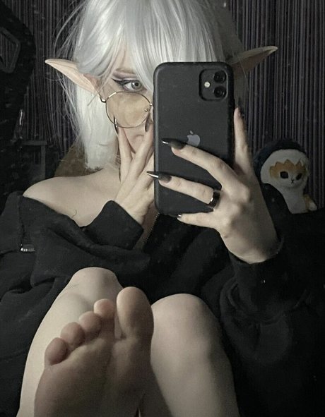 Vwemor adult actress pic