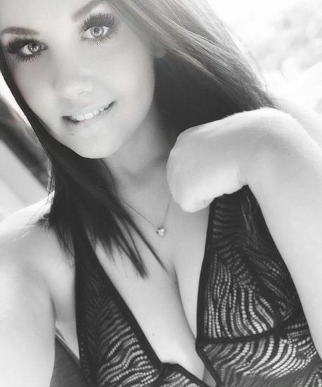 fitness ebony onlyfans art naked galleries