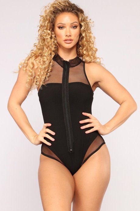 petite milf onlyfans sexy photos