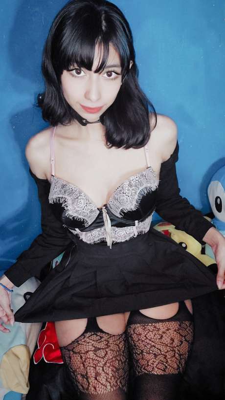 Lily waifu model pics