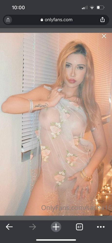 Sakshi Chopra model erotic image