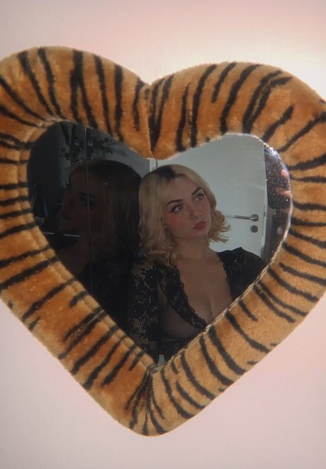 Toradoki hot pornstar picture