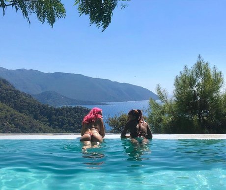 Doga Lamper_ high quality star archive