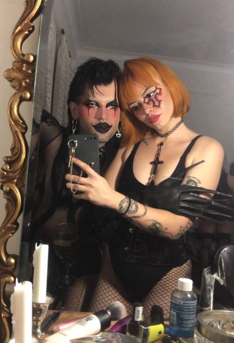 Doga Lamper_ art pornstar images