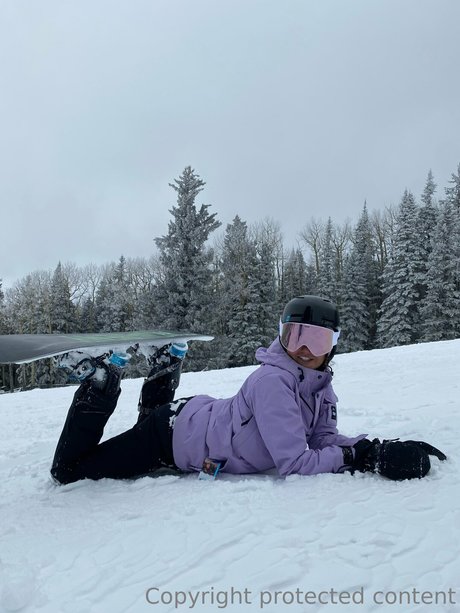 Kaitlyn Nguyen_ model nudes photo