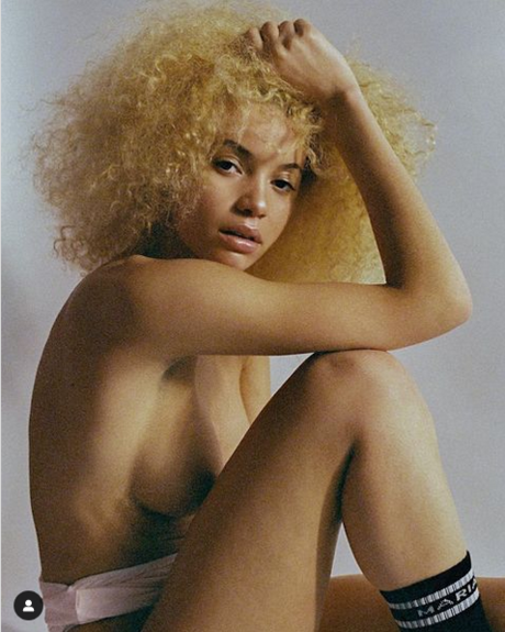 Lara never laura hot actress galleries